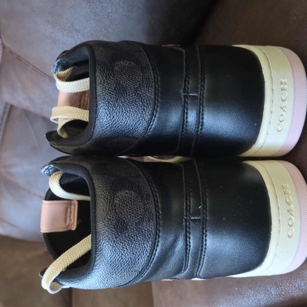 New Coach High Top Sneaker In Signature Canvas - Picture 3 of 7
